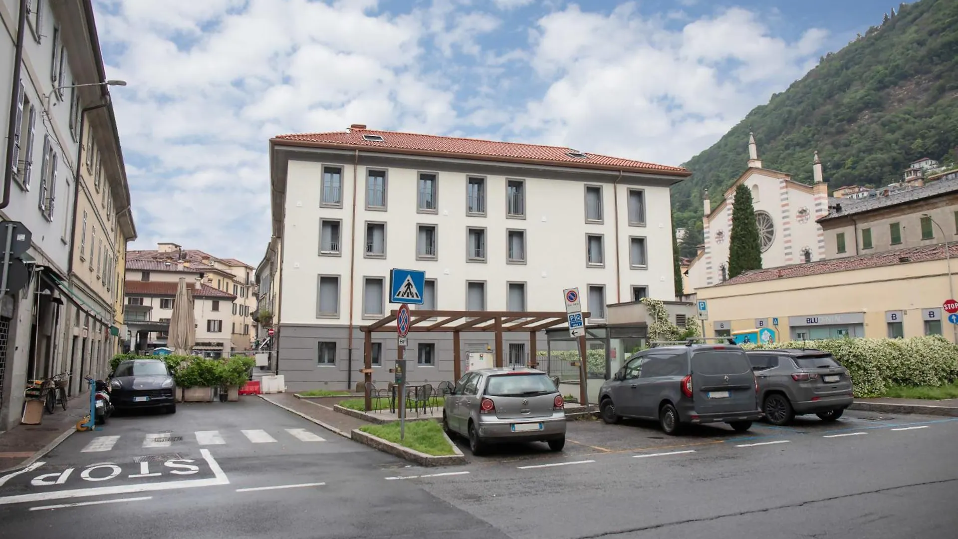 Stylish Grey Apartment - 5 Minutes From The Lake Como Itálie